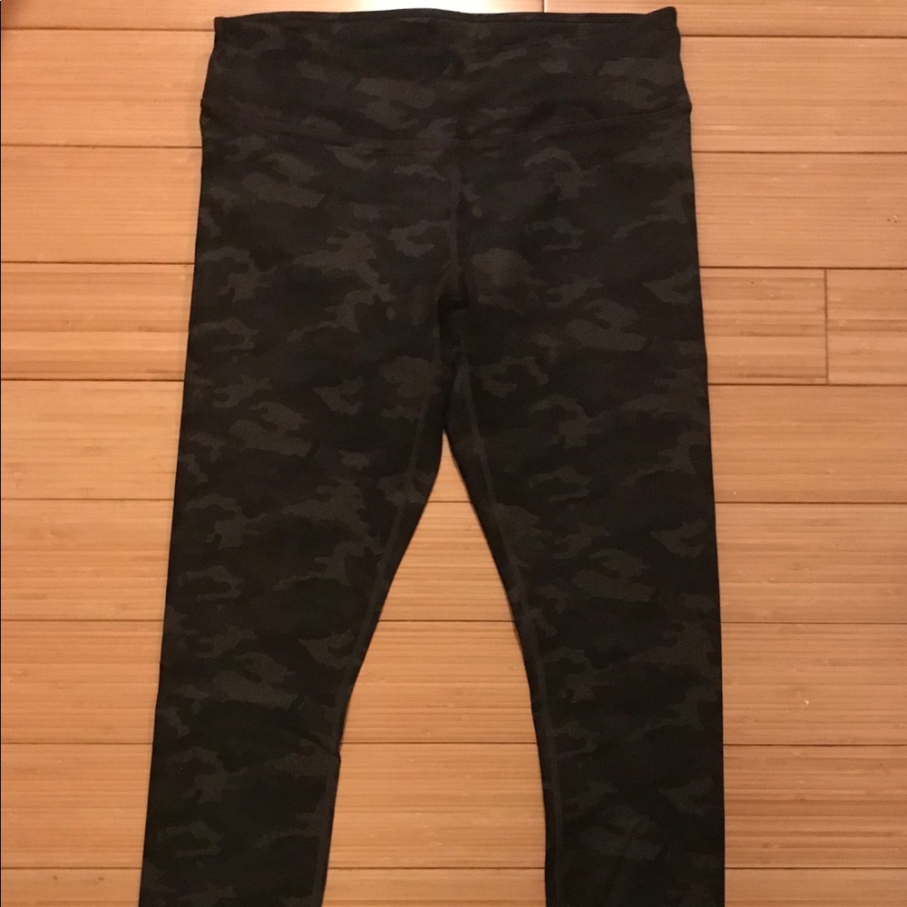 Fabletics salar printed leggings